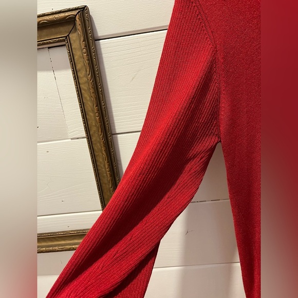 LES AILES DE LA MODE VINTAGE  Red V-Neck Sweater SIZE M - Picture 5 of 7